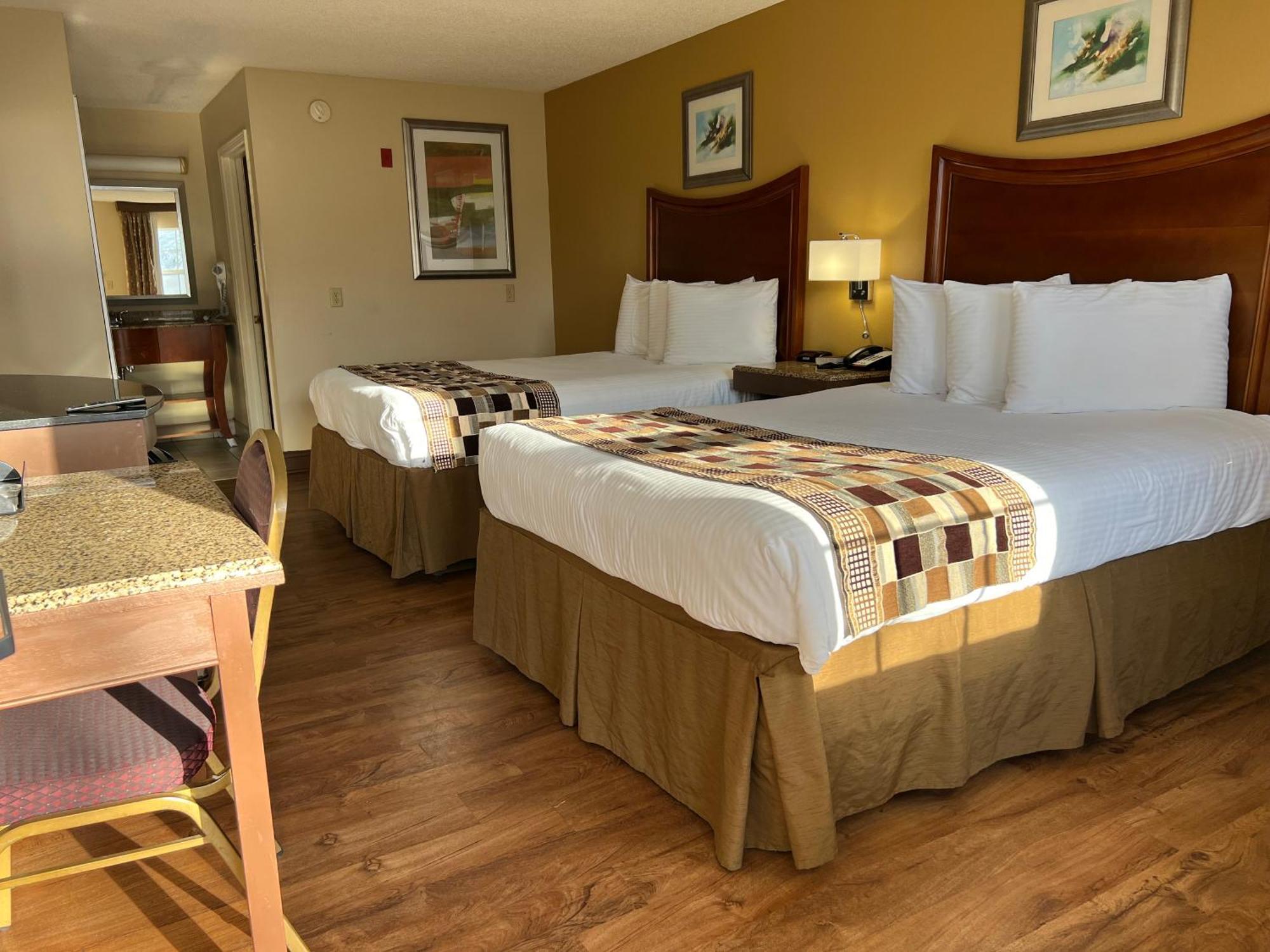 Atkinson Inn & Suites Ламбертон Экстерьер фото